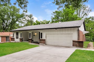 11443 TOBAGGON TRL FLORISSANT, MO 63033